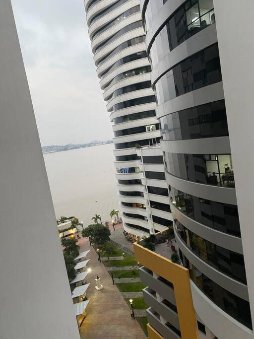 Bellini Luxury - Puerto Santa Ana Apartamento Guayaquil Exterior foto